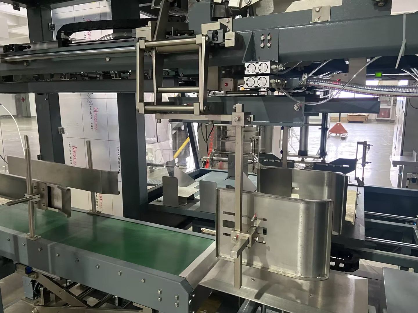 25 公斤硫銨與化工粉體包裝機：廣州邁馳設備顯實力